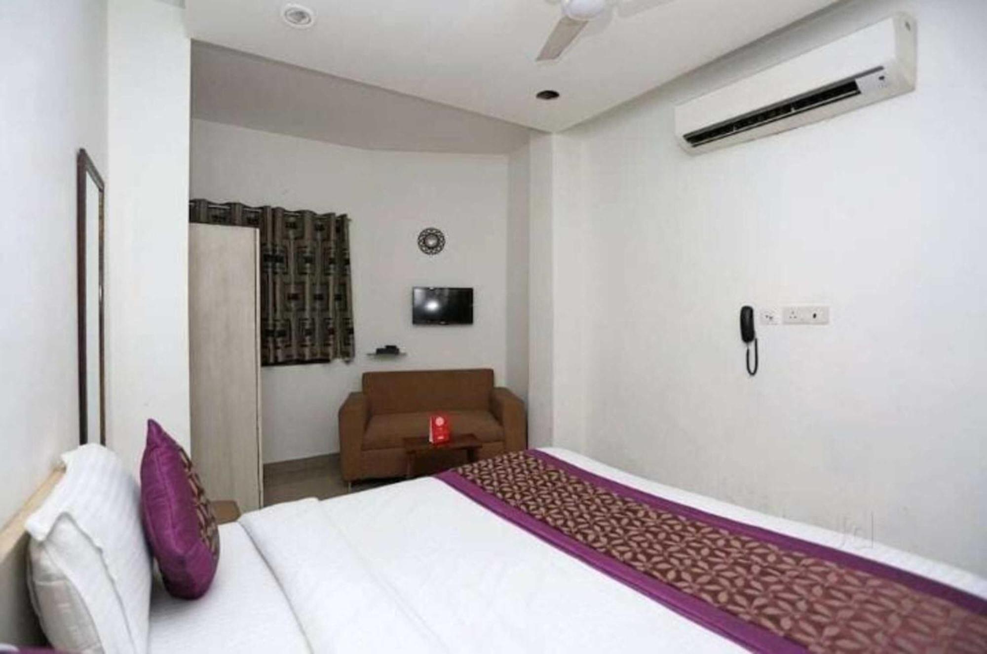 Deluxe Rooms In Jangpura New Delhi Exterior photo